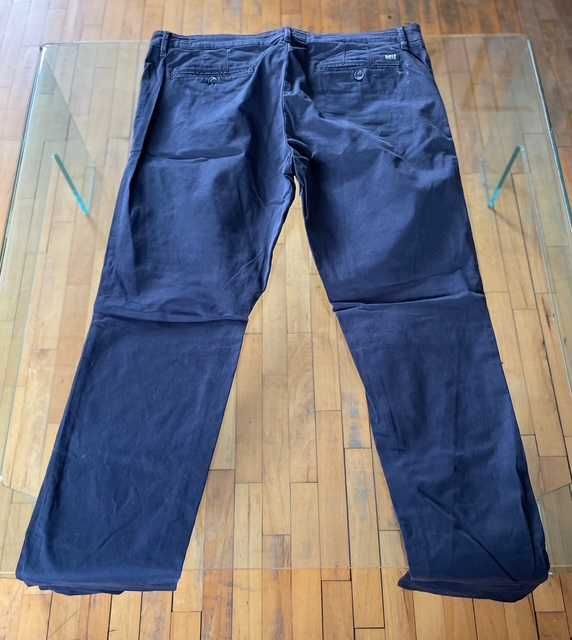 Винтидж маркови панталони, дънки и T-shirt в един лот. Размери: 36, L, XL, L/G