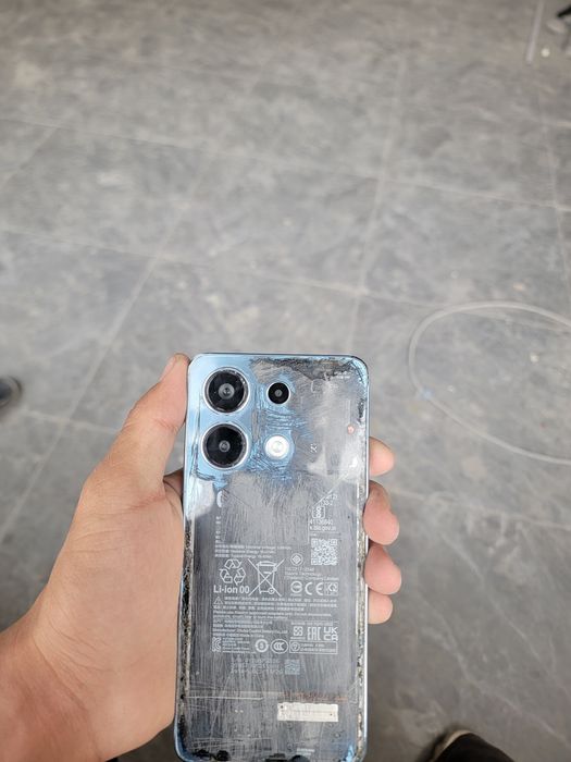 Reddit 13 4g 256/6 GB