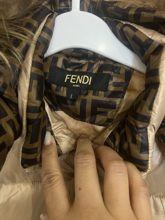 Продам курточку