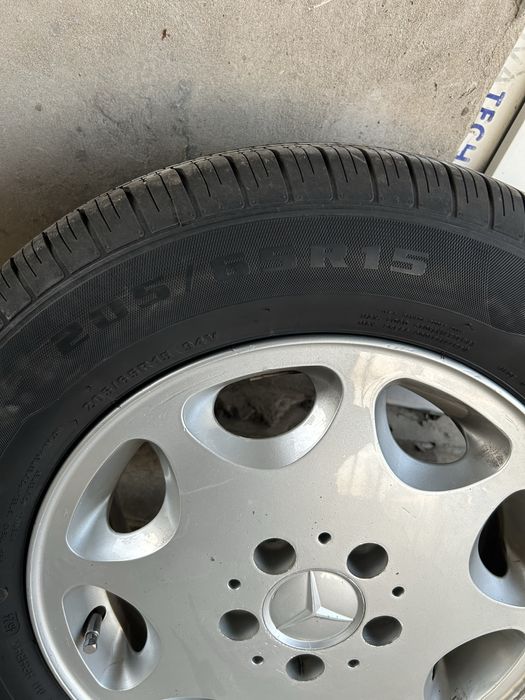 Mercedes ромашка дискі+4 летний балонмен