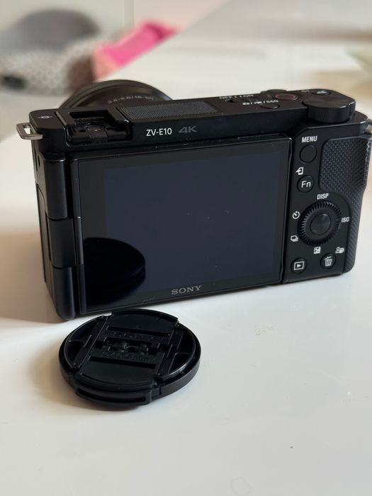 Камера Sony zv-e10