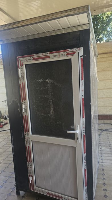 Hojatxona sotiladi. Holati Yangga
