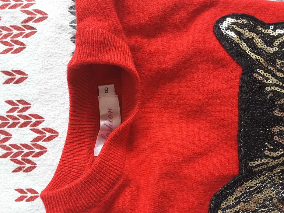 Детски блуза с красива декорация с паети -коте