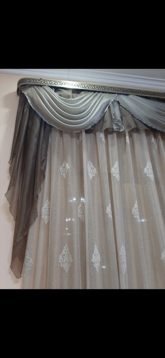Продам шторы с ламбрикенами