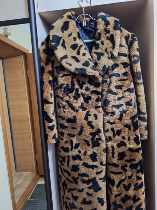 Шуба цигейковая коричневая