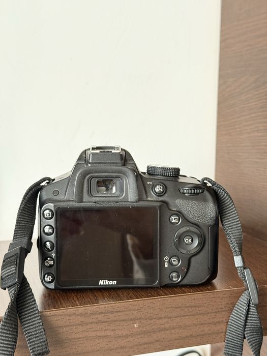 Nikon DSLR D3200 cu obiectic 18-55