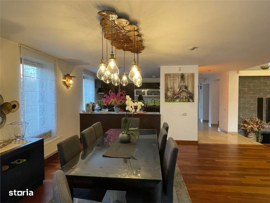 Corbeanca, vila pe colt, 9 camere, sauna
