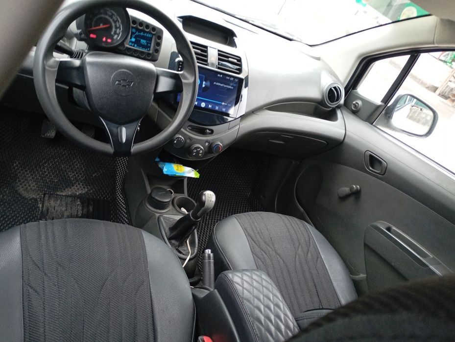 Spark arendaga beriladi