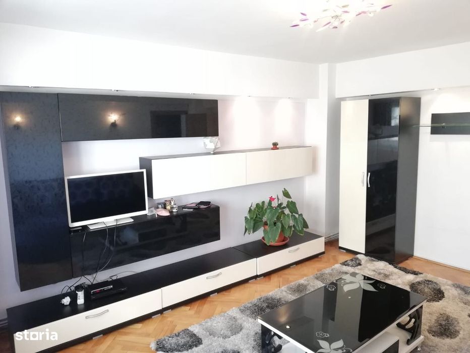 Apartament 3 camere de inchiriat, etaj 2, 87 mp, Piața Cipariu — fotografia 1