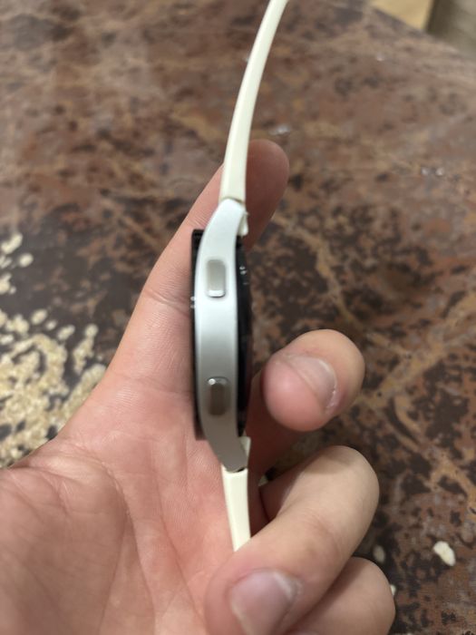 Sumsung galaxy watch 4