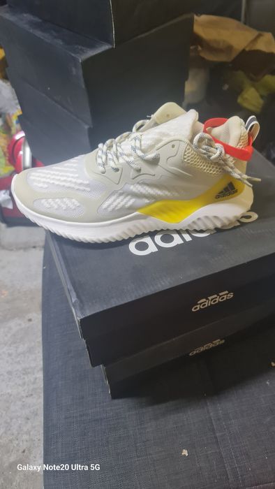 Adidas mai multe modele