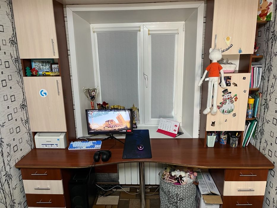 Продам угол для учёбы