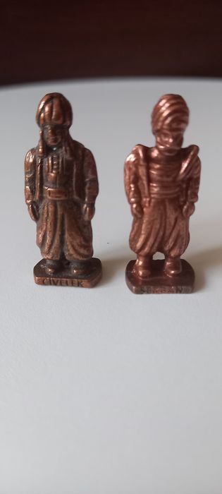 Метални фигури Балабан