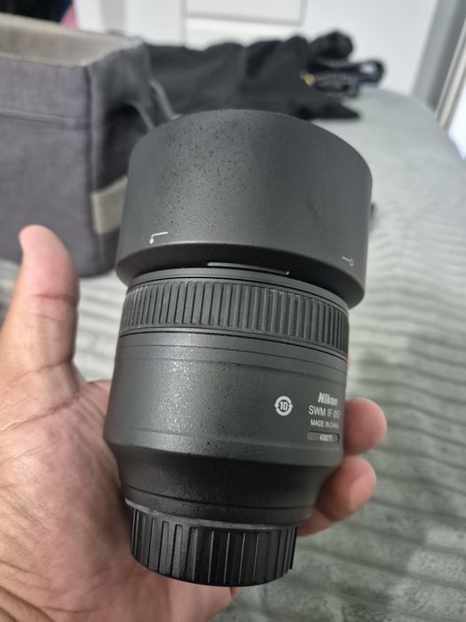 Vand nikon 85 mm G 1.8 f