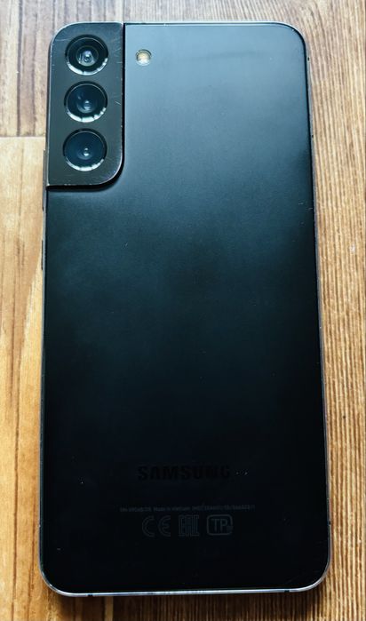 Продам Samsung galaxy S22+