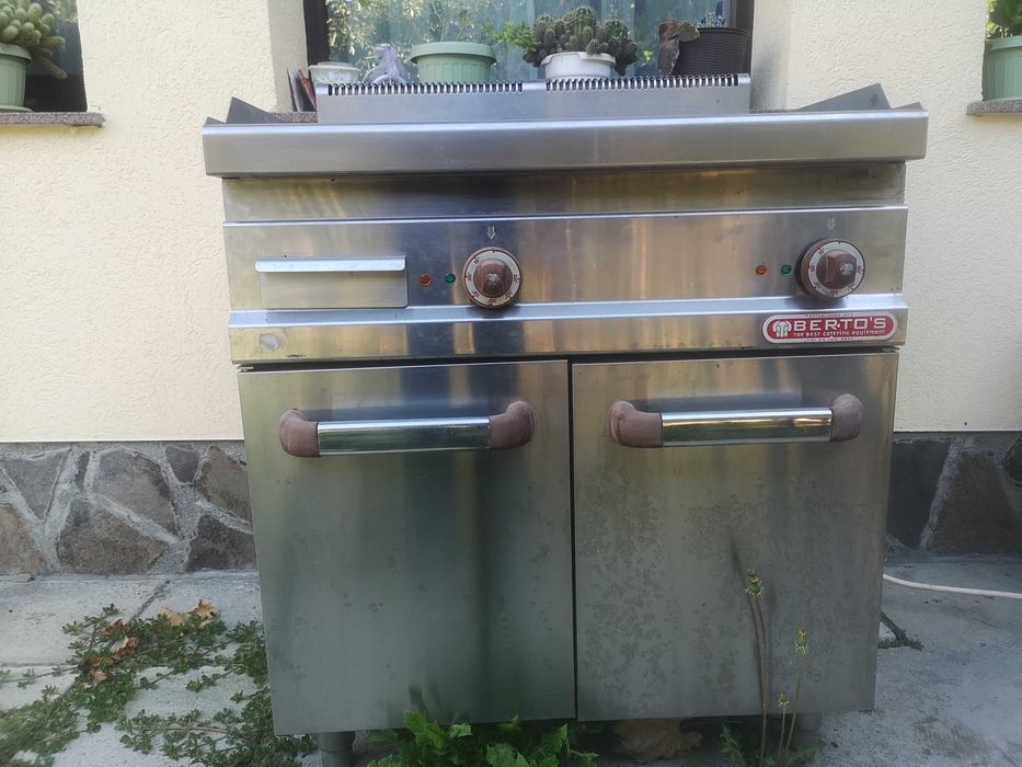 Plita electrica neted-striata ( Grill - Gratar  )