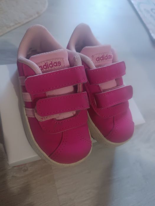 Детски комплект адидас и маратонки