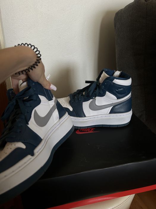 Nike Jordan 1 Dama 38.5