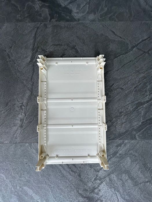 Hager Vand tablou electric pe tencuiala 36 module Hager si 2 usi pentru tablou Hager