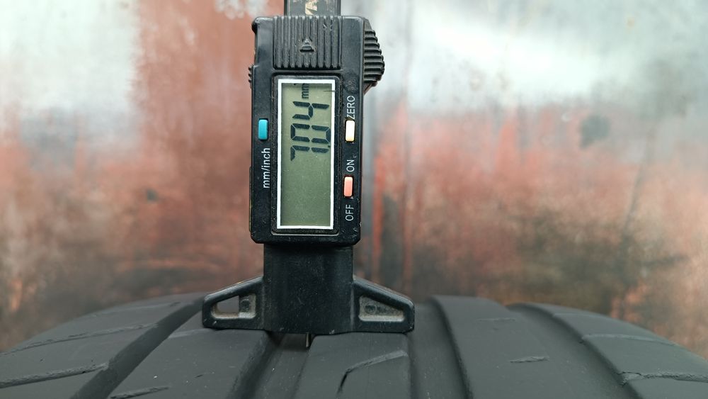 235/40/18 Firestone Дот 2823