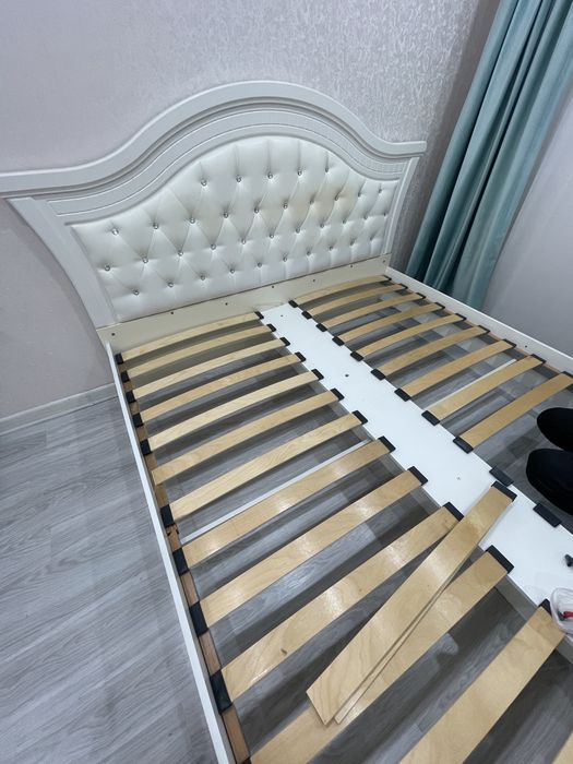 Продам кровать 2х спальный