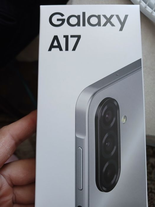 Самсунг А17 128память