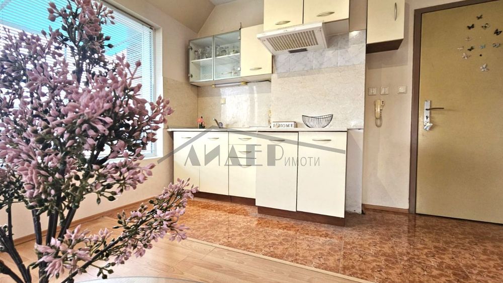 Продава се Двустаен апартамент в Пловдив, Център - 58 кв.м за 2068 €/кв.м - Снимка #3