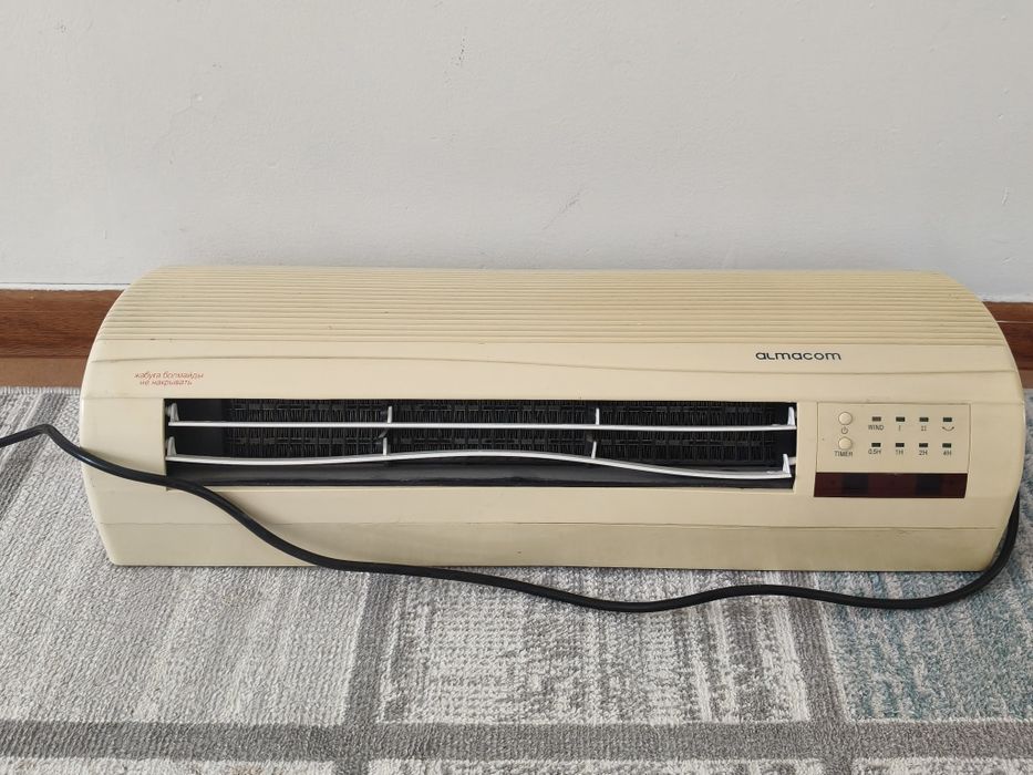 Настенный обогреватель Almacom (тепловентилятор)