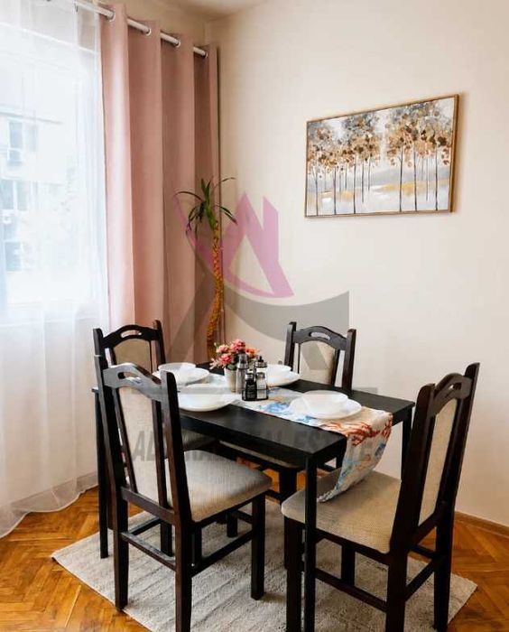 Дава се под наем Тристаен апартамент в Варна, Базар Левски - 68 кв.м за 550 € - Снимка #3