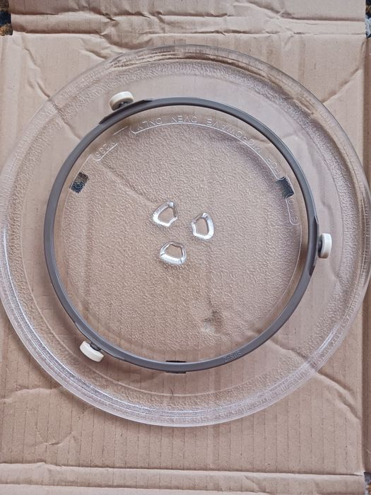 Чиния за микровълнова