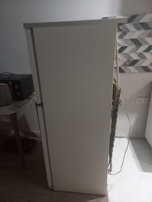 Холодильник "Хлодон".