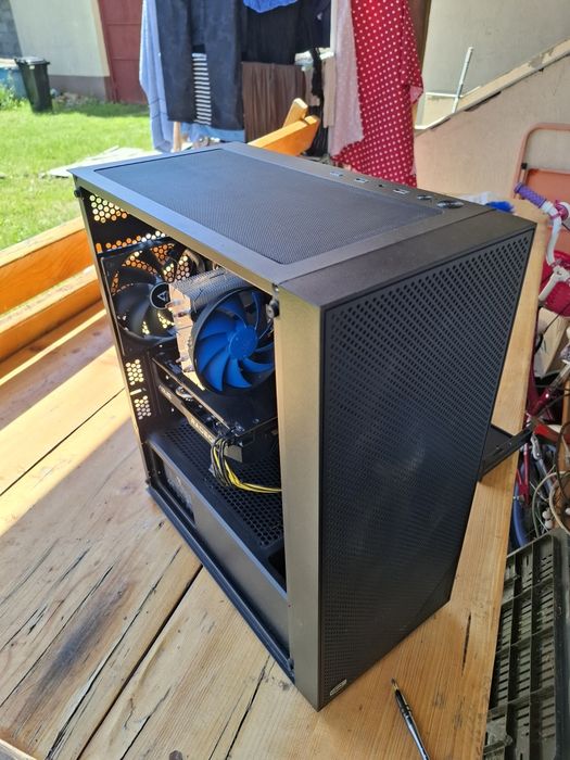 PC Gaming RX 7600 / i5-10400 / 16GB RAM / SSD Samsung 970 EVO 500GB