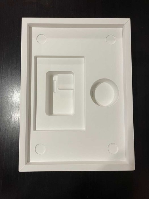 Кутия за MacBook