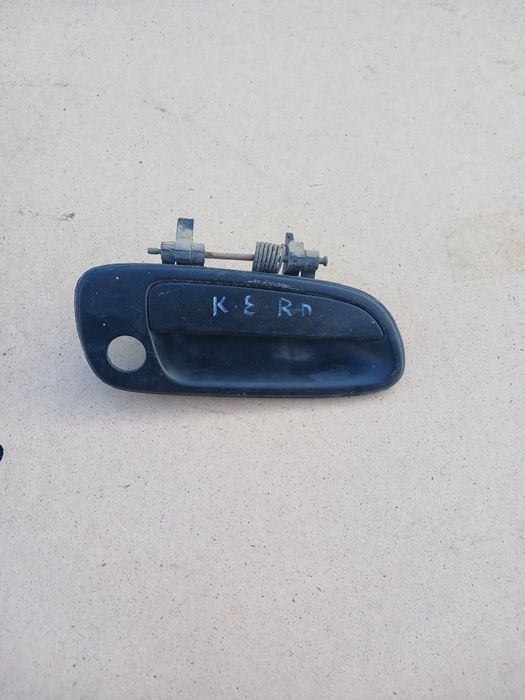 Ручка Тоета Карина Е в оригинале