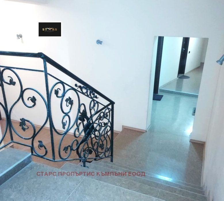 Продажба 2-стаен гр. Варна - м-т Ален мак 77m²