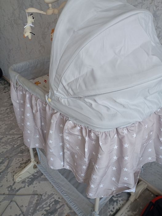 Продам колыбельную(кровать люлька) для ребенка