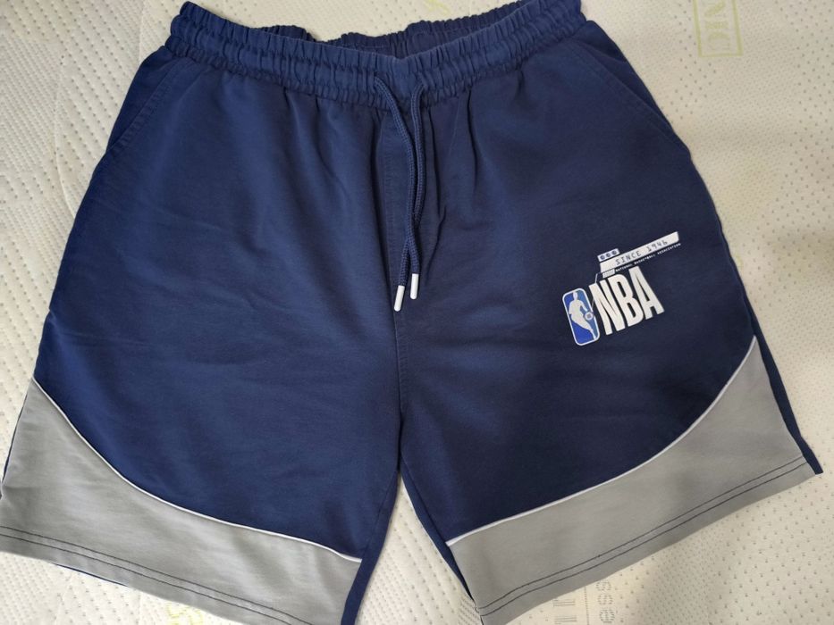 Мъжки къси панталони различни модели