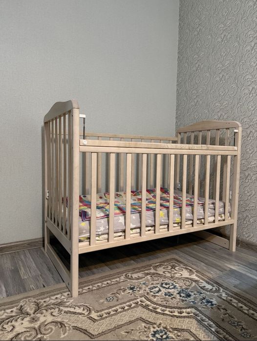 Детская кроватка б/у