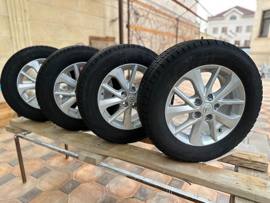 Продается 215/65 R16