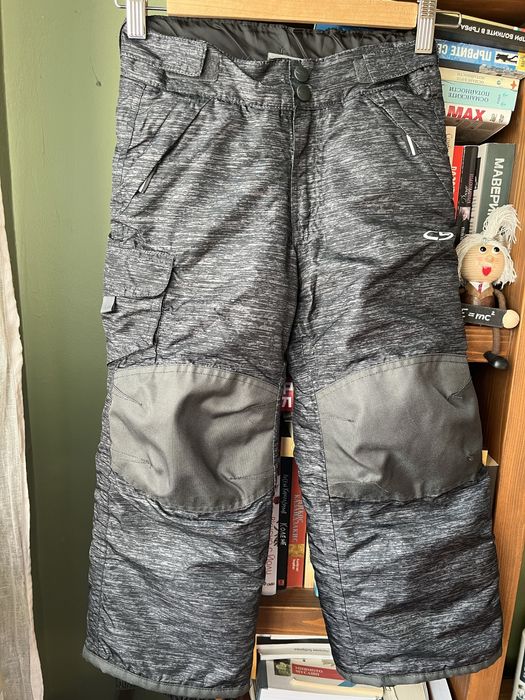 Ски панталон, грейка Champion и розово яке Sfera - 4-5 години