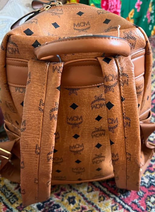 Продам женский рюкзак