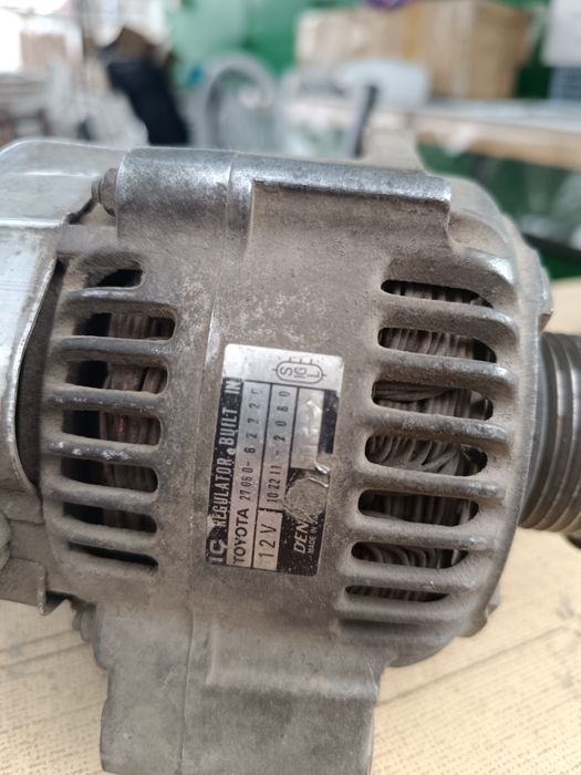 Генератор Toyota 27060