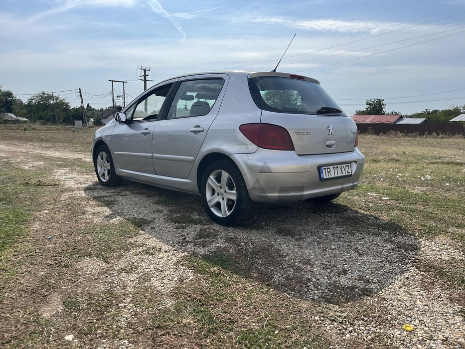 Vând /dezmembrez Peugeot 307