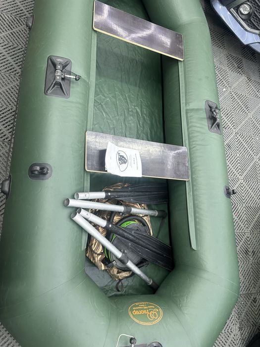 Продам лодку 2-х местную