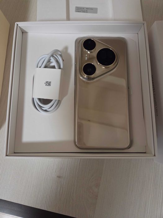 Huawei Pura 80 Ultra 512GB Gold - Full Box - Garanție RO- Impecabil