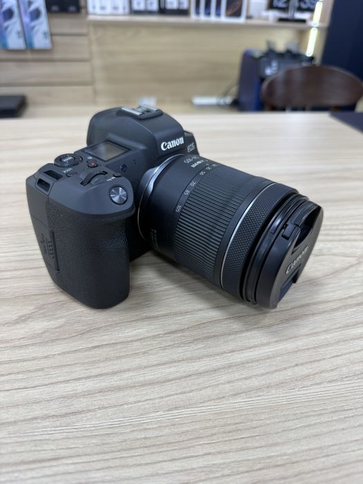 Canon R 24-105mm STM ,