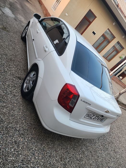 Chevralet lasetti 1.8