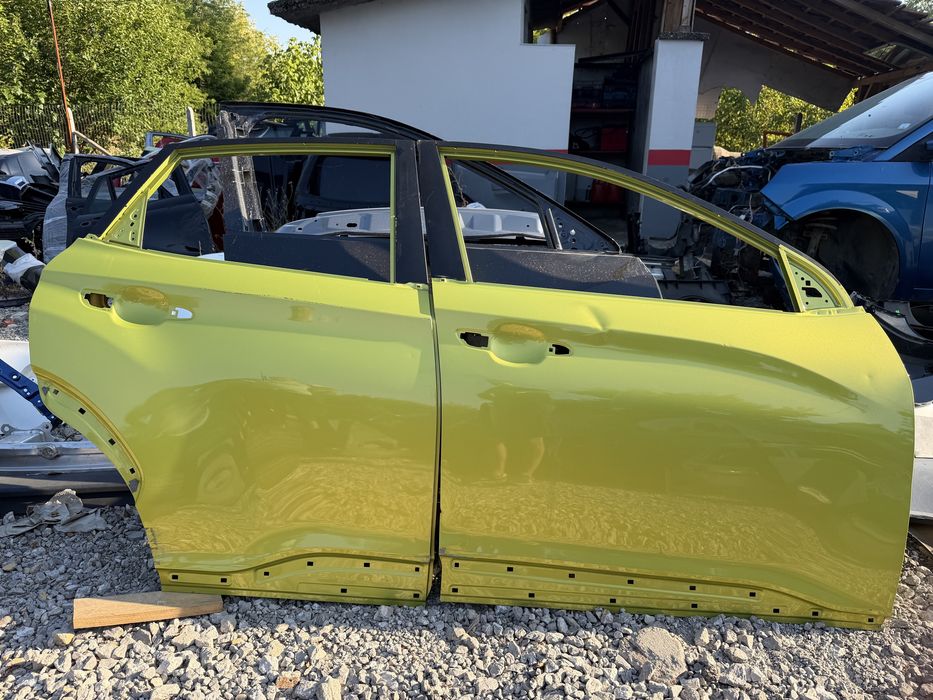 Врата Hyundai Kona 2017 год.-