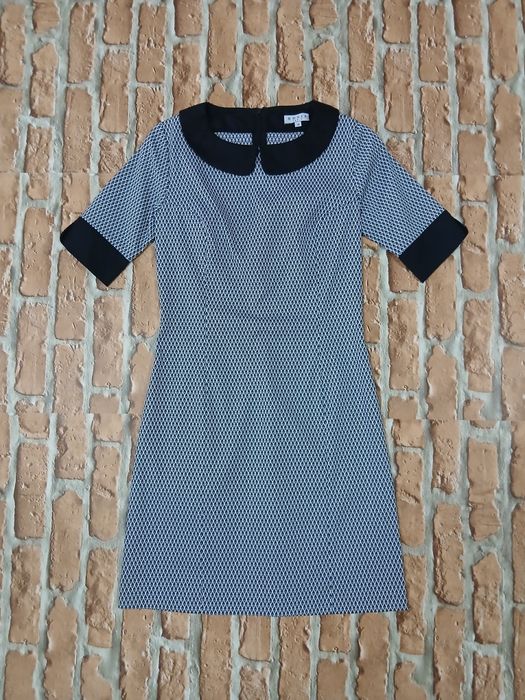 Дамски.    рокли