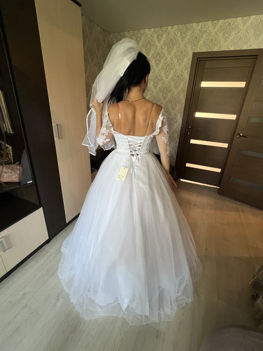 Продам свадебное платье